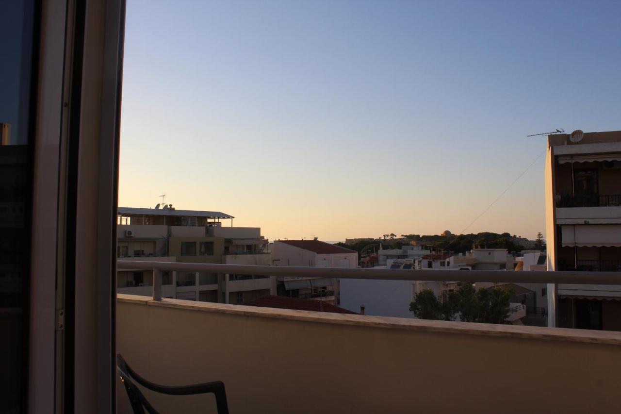 Le Chris Central Apartments ريثيمنو المظهر الخارجي الصورة